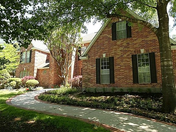 2nd image of 15411 Hunters Bend Dr