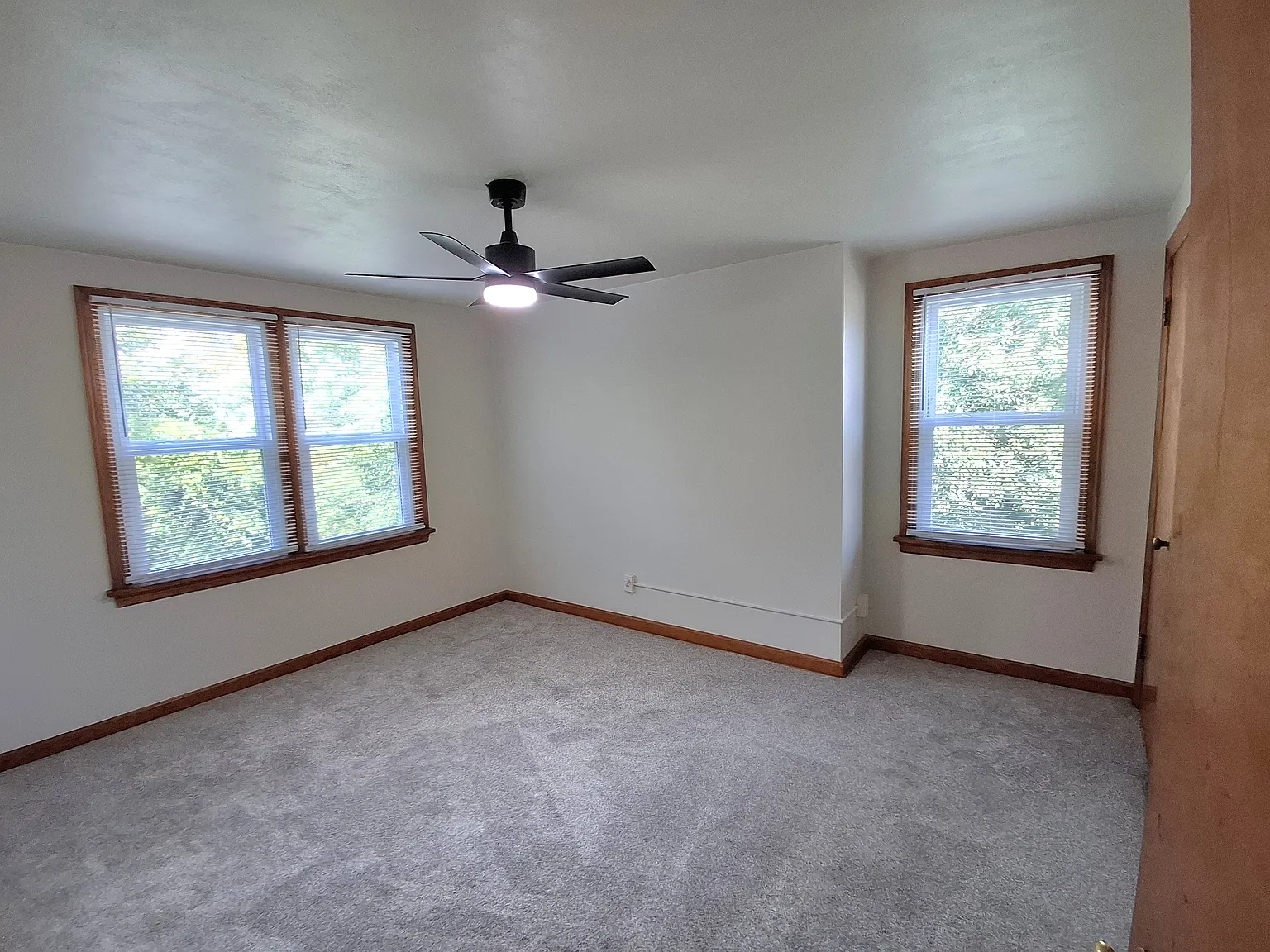 2 bed, 1000 sqft, $850 — Photo 3