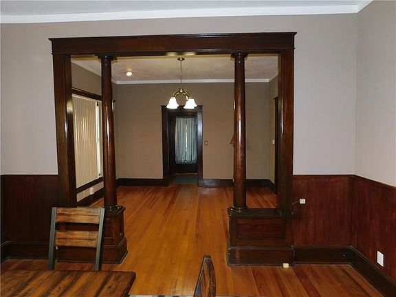 2nd image of 1808 W Noble Ave