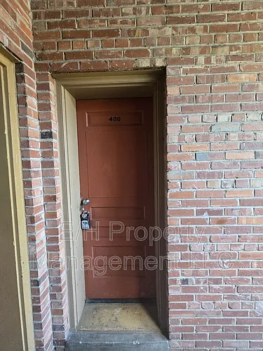 400 S Hydraulic Ave Photo 1