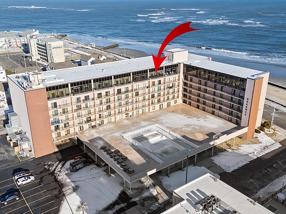 2nd image of 500 Kennedy Dr #712