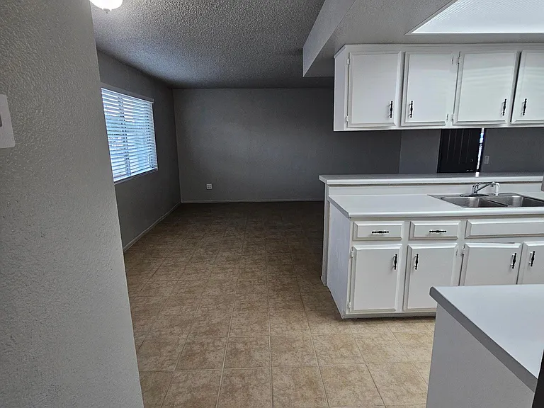 3046 E Marconi Ave #103 — Photo 52