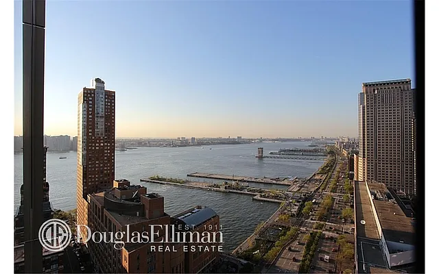 Rented by Douglas Elliman | media 44