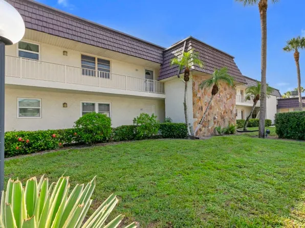 12005 Poinciana Blvd Unit 205, Royal Palm Beach, FL 33411