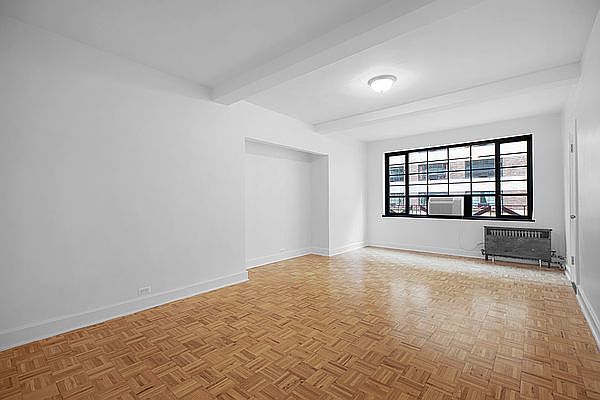 1st image of 307 E 44th St APT 612