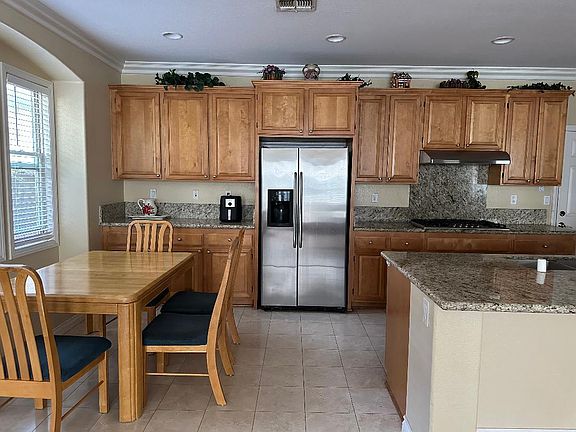 5th image of 7216 Sherbourne Ln