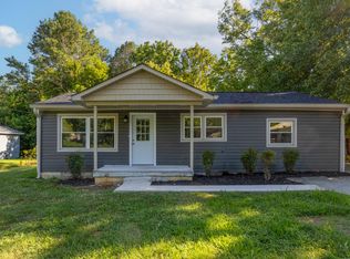 2002 Young Rd SE, Cleveland, TN 37323