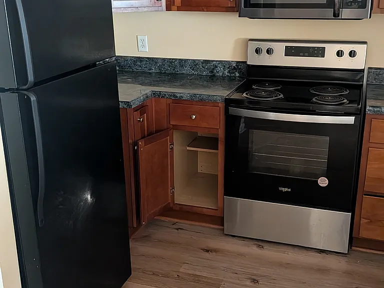 714 Georgetown Ln — Photo 4