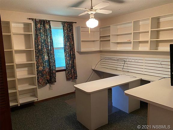 5th image of 942 Tall Pine Dr