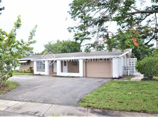 4998 NW 3rd Ave, Boca Raton, FL 33431