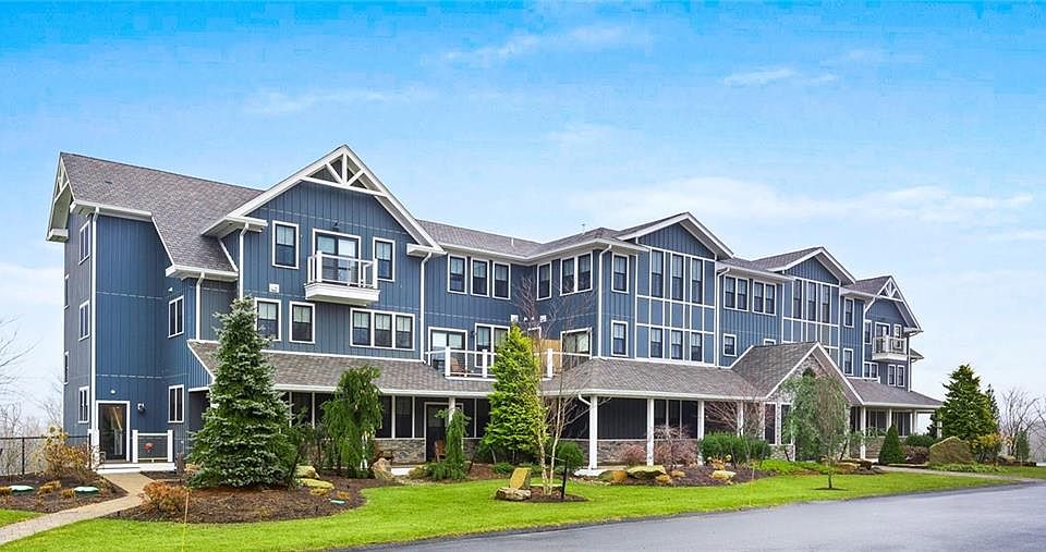 87 Kingstown Rd Wyoming, RI, 02898 Apartments for Rent Zillow