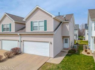 1216 Colonial Ave, Bloomington, IL 61701