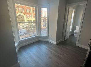 610 Congress St #4, Portland, ME 04101