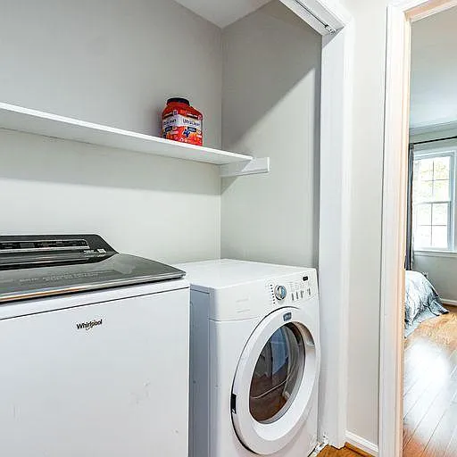 920 Williams Rd #B — Photo 17
