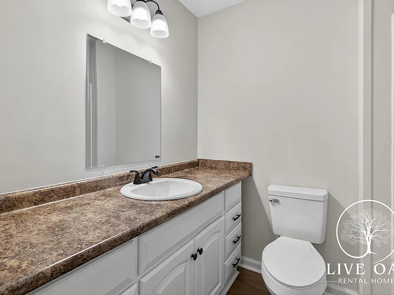 623 Georgia Ave — Photo 15