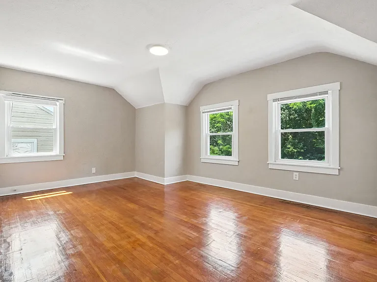 1721 Boundary St — Photo 18