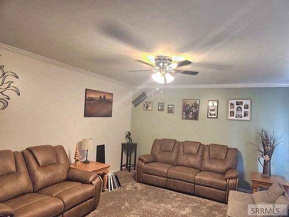 2nd image of 1472 Austin Ave