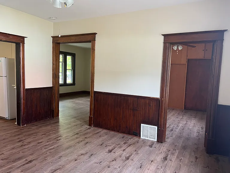 1221 Summit St — Photo 39