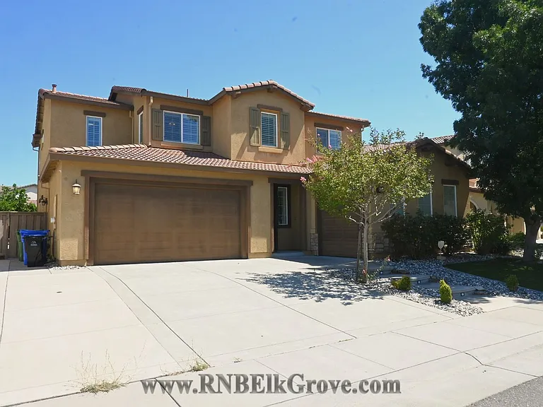 8280 Columbo Cir — Photo 2