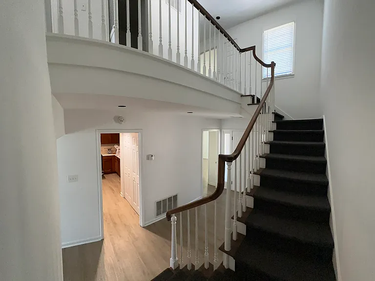 4595 Village Oaks Cir — Photo 16