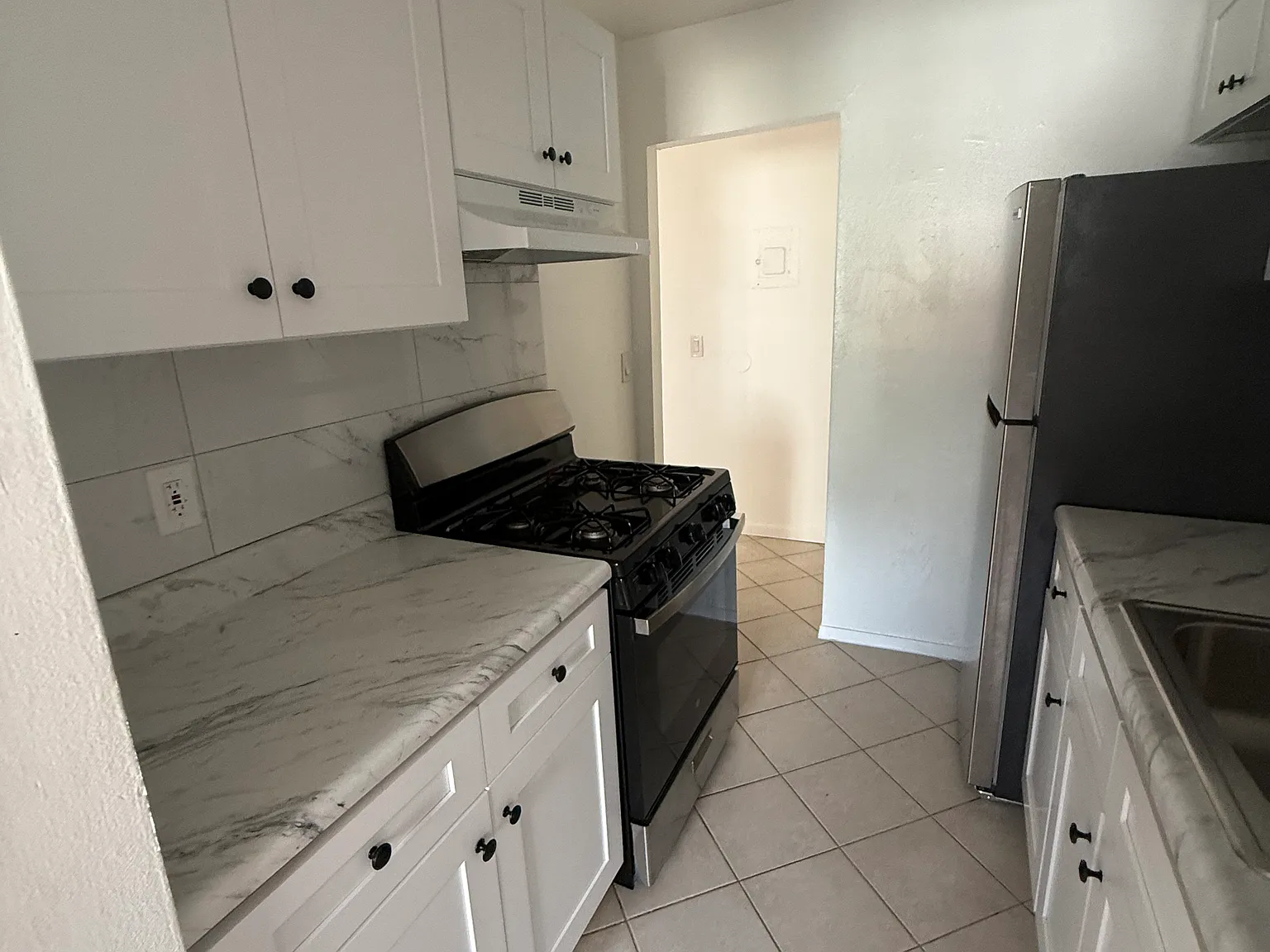 2 bed, $2,650 — Photo 4