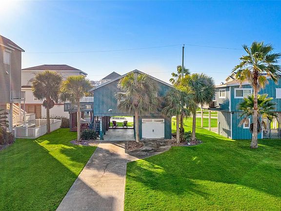2nd image of 13633 San Domingo Dr