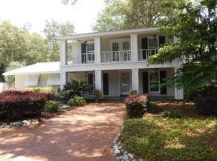 46 Marlborough Rd, Shalimar, FL 32579