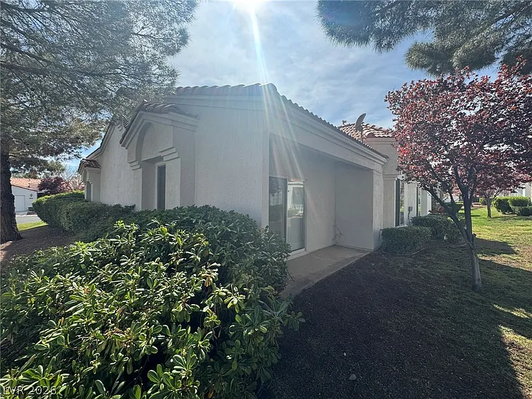 8772 Bridgeport Bay Ave — Photo 36