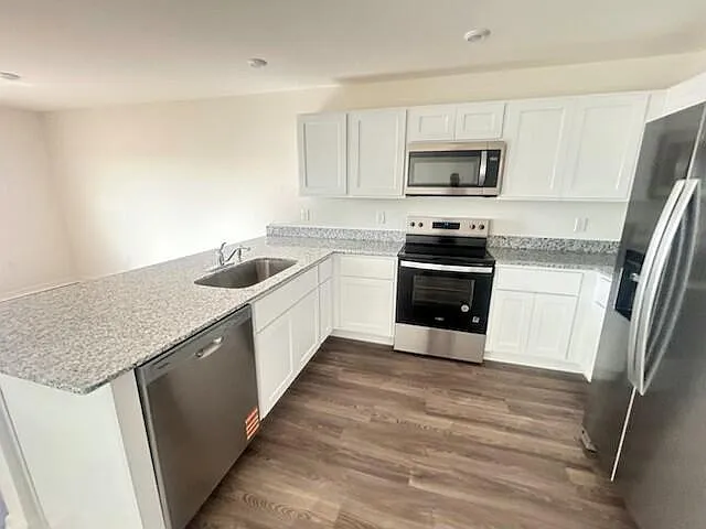 1252 Stone Ridge Cir — Photo 10