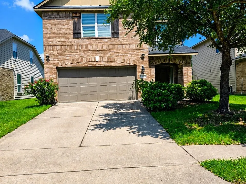 7434 Tonsley Springs Dr