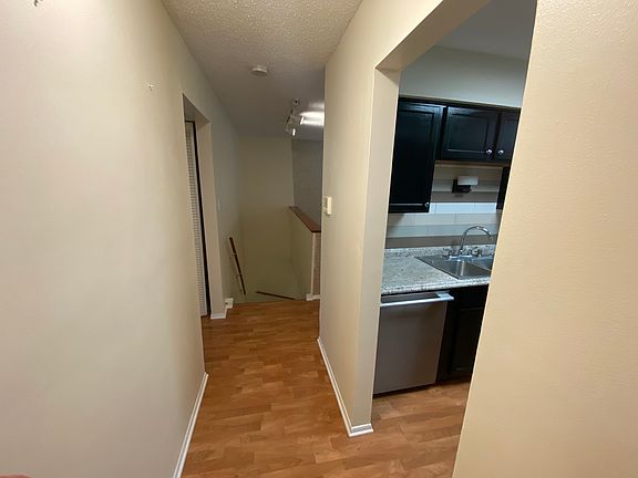 2nd image of 921 Buccaneer Dr APT 2