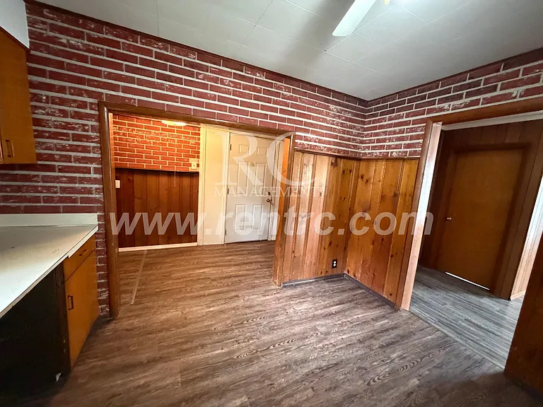 2809 E Main St #E — Photo 3