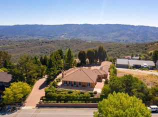 742 Crestview Dr, San Carlos, CA 94070