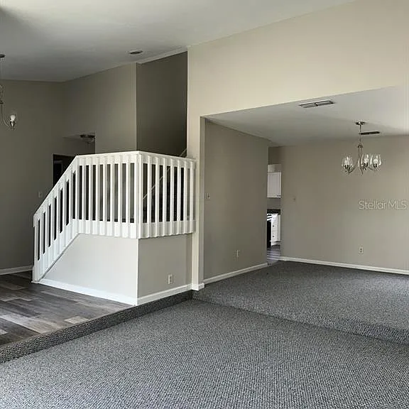 17608 Shadyside Cir — Photo 10