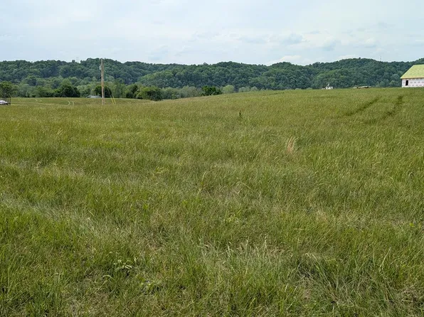 2 Rivertown Rd, Burkesville, KY 42717