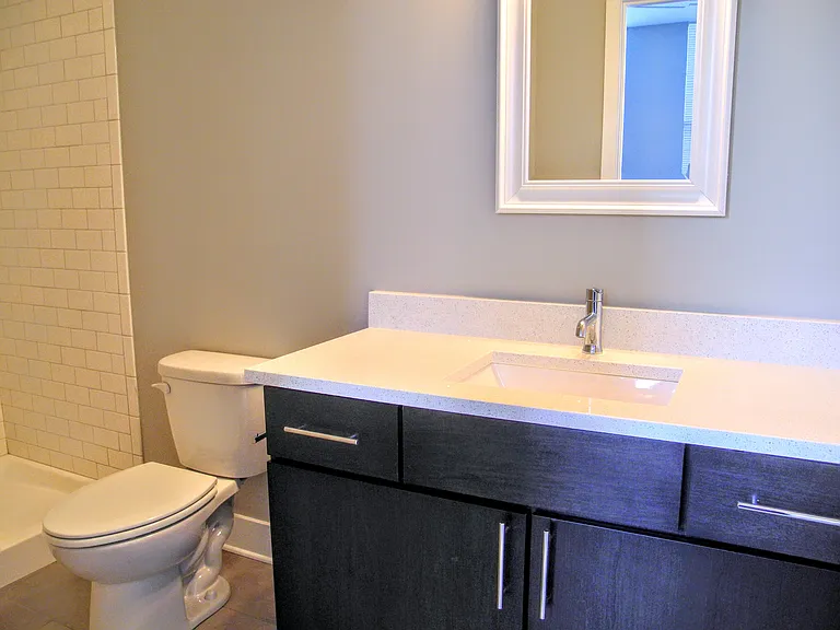 1607 Catherine St — Photo 21
