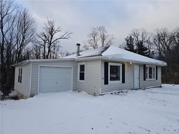 4331 Ridge Rd, Williamson, NY 14589