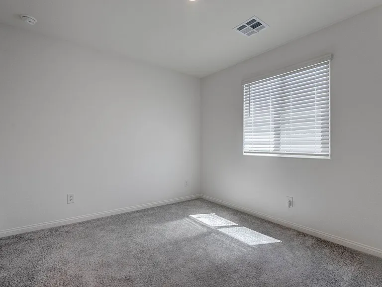 9938 Ullom Dr — Photo 2