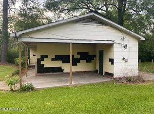 863 Reaves St, Jackson, MS 39204