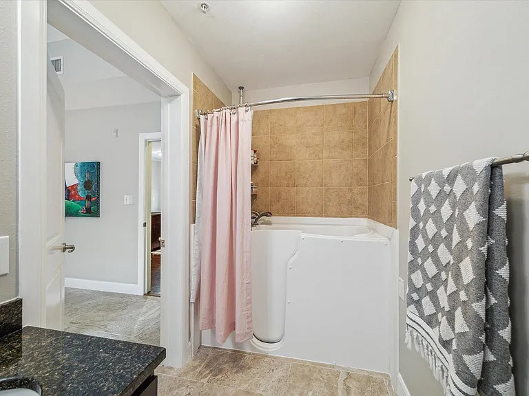 300 Saint Joseph Pkwy #223 — Photo 13