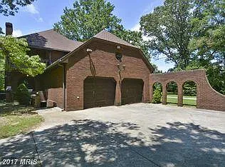 109 Norman Ave — Photo 20