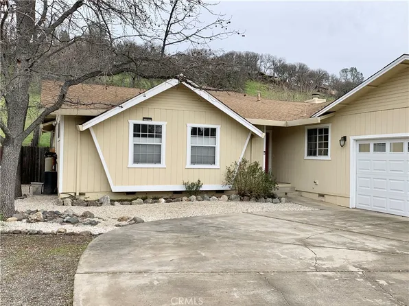 19710 Mountain Mdw N, Hidden Valley Lake, CA 95467