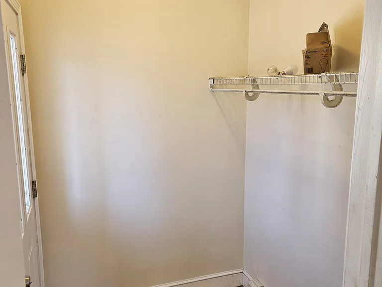 21 Hope St #1 — Photo 2