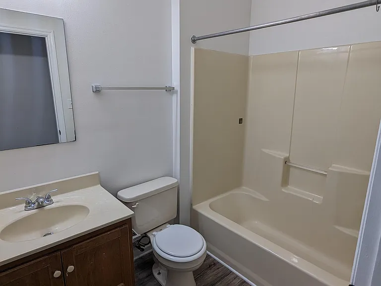 1425 College Heights Rd #205 — Photo 23