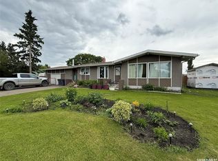221 Macaskill Ave, Glaslyn, SK S0M0Y0