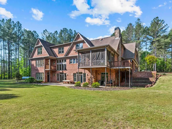 1070 Riverwalk Pointe Rd, Bishop, GA 30621