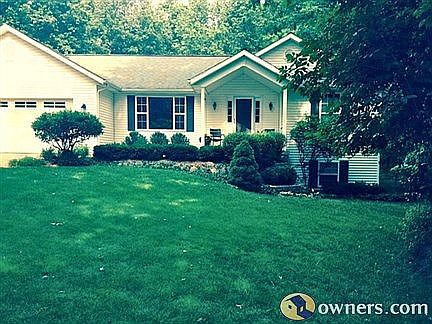 5 Bed, 2.5 Bath 1 Acre Wooded Lot