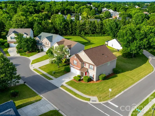 3102 Broad Plum Ln, Indian Trail, NC 28079