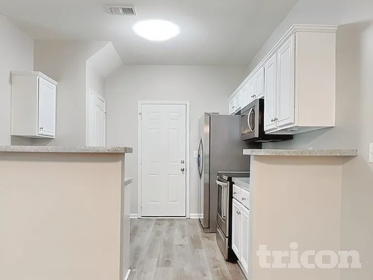 10 Carriage Hills Dr SE — Photo 4