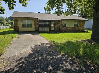 29 5th Ave, Dardanelle, AR 72834